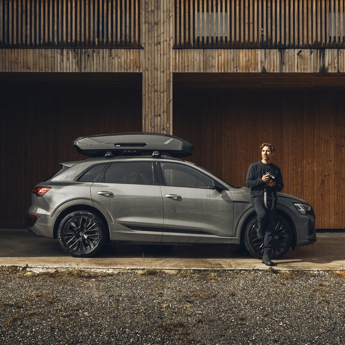 Thule Motion 3 XL | Black Glossy